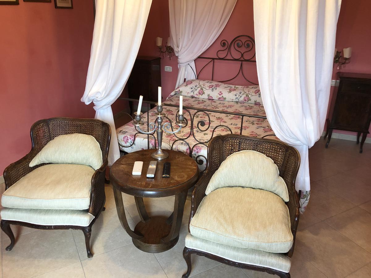 La Locanda Della Vecchia Hosteria Гаворрано Экстерьер фото