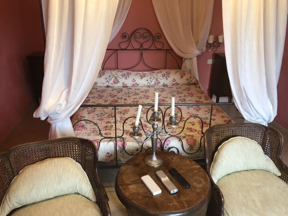 La Locanda Della Vecchia Hosteria Гаворрано Экстерьер фото